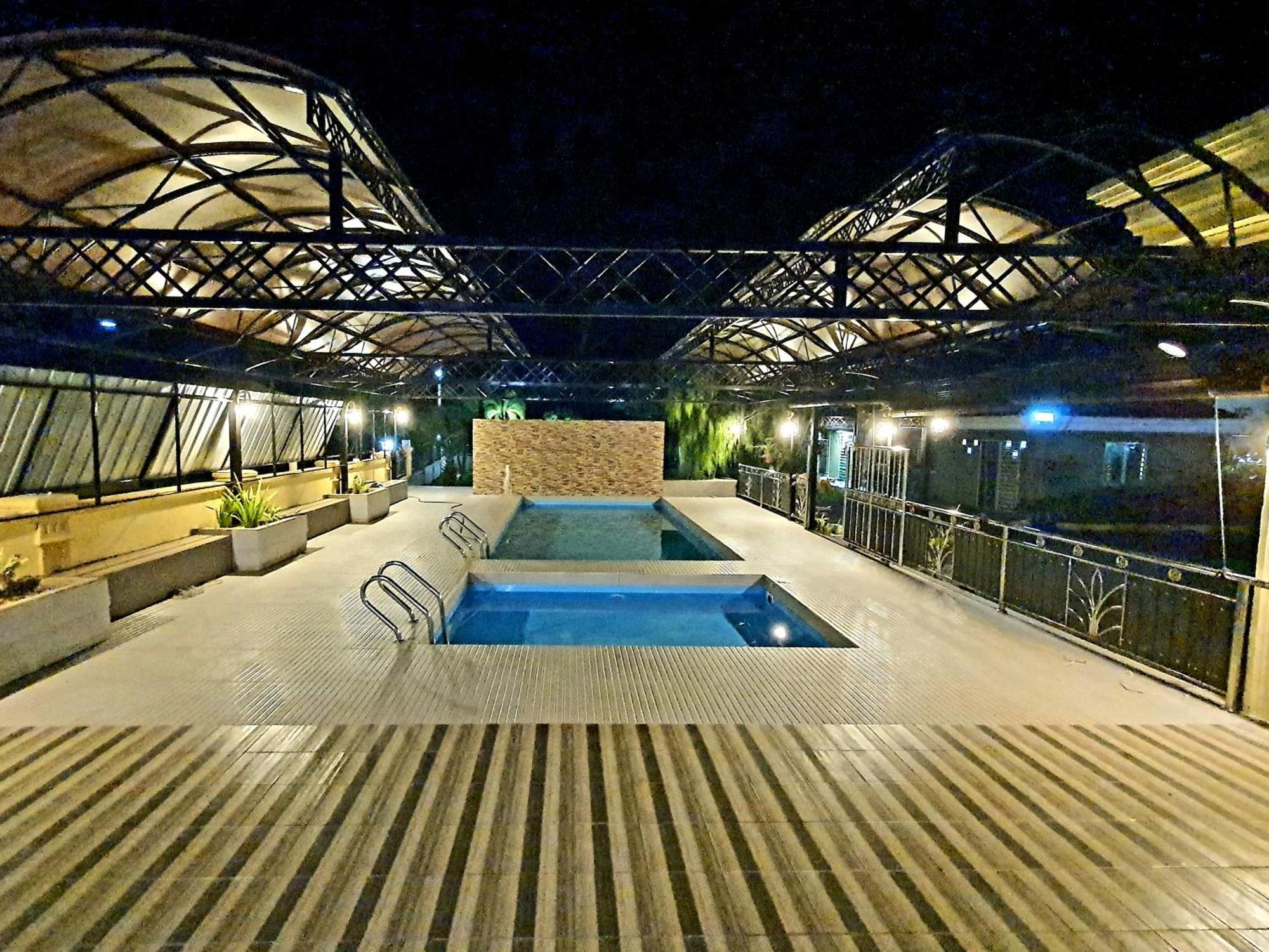 Villa Temila Pasir Puteh Phòng bức ảnh